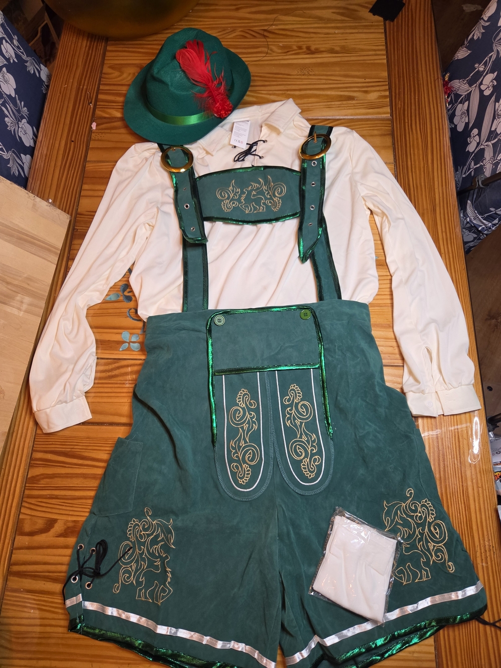 Lederhosen Costume BRAND NEW Men's XL 4pc. Set